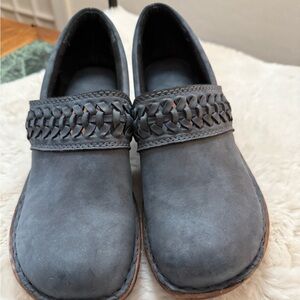 B.O.C. Blue leather clogs great condition size 9m